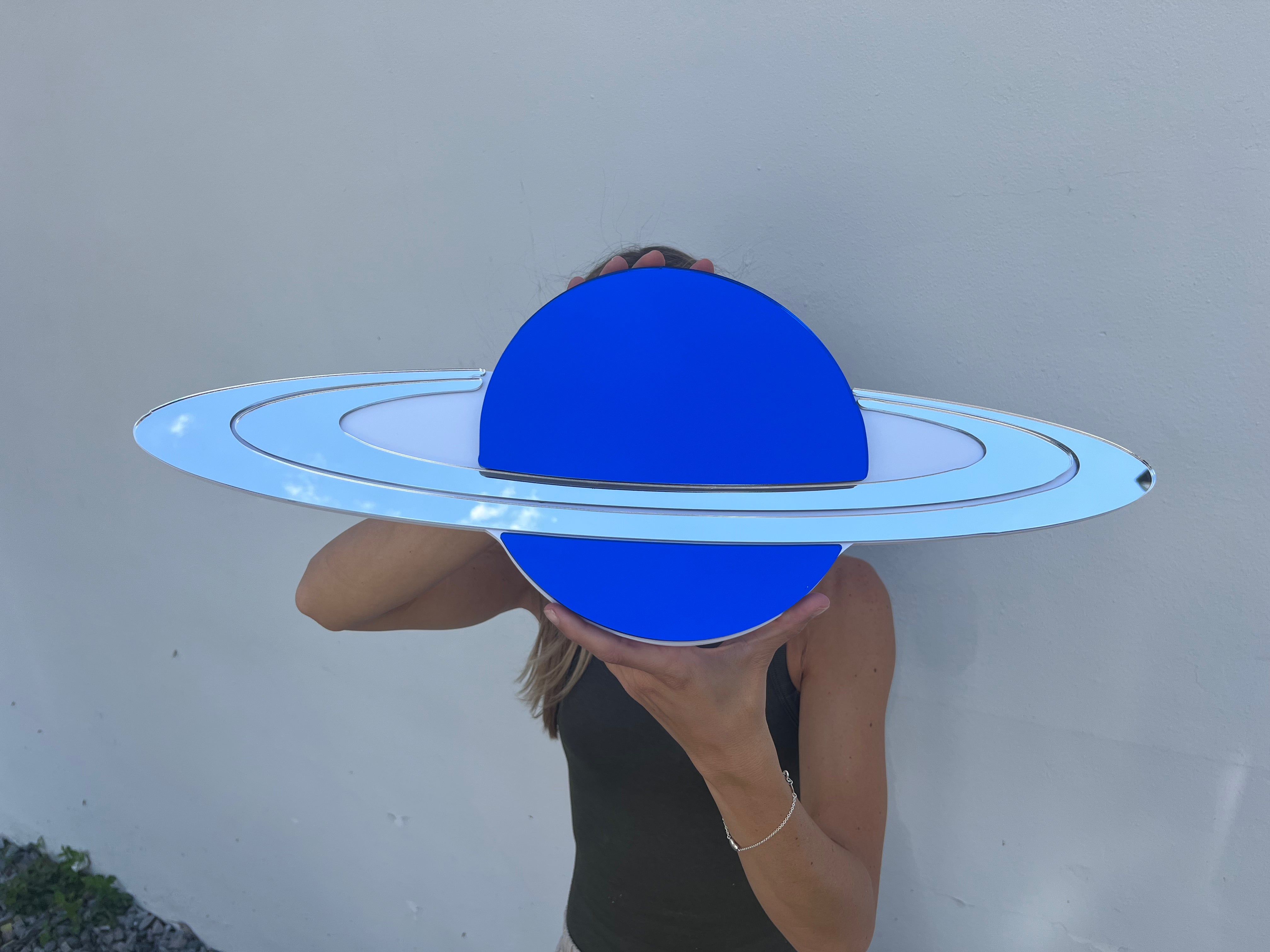 2-Piece Set | Planet Saturn & Space Rocket Decor